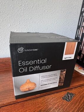 🆕 Sunday Oak 550ml Essential Oil Diffuser set